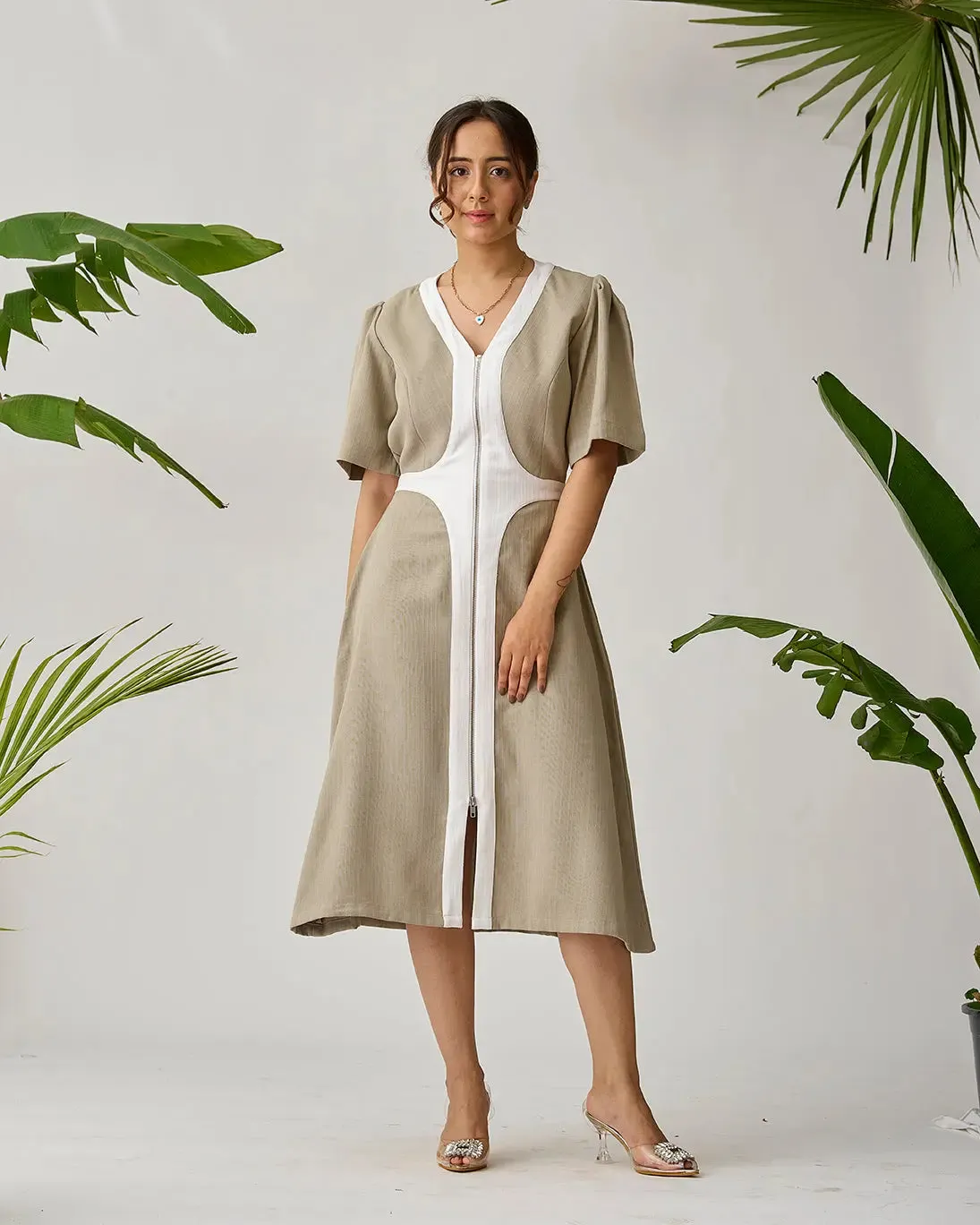 Chic Harmony Tri Tone Midi Dress