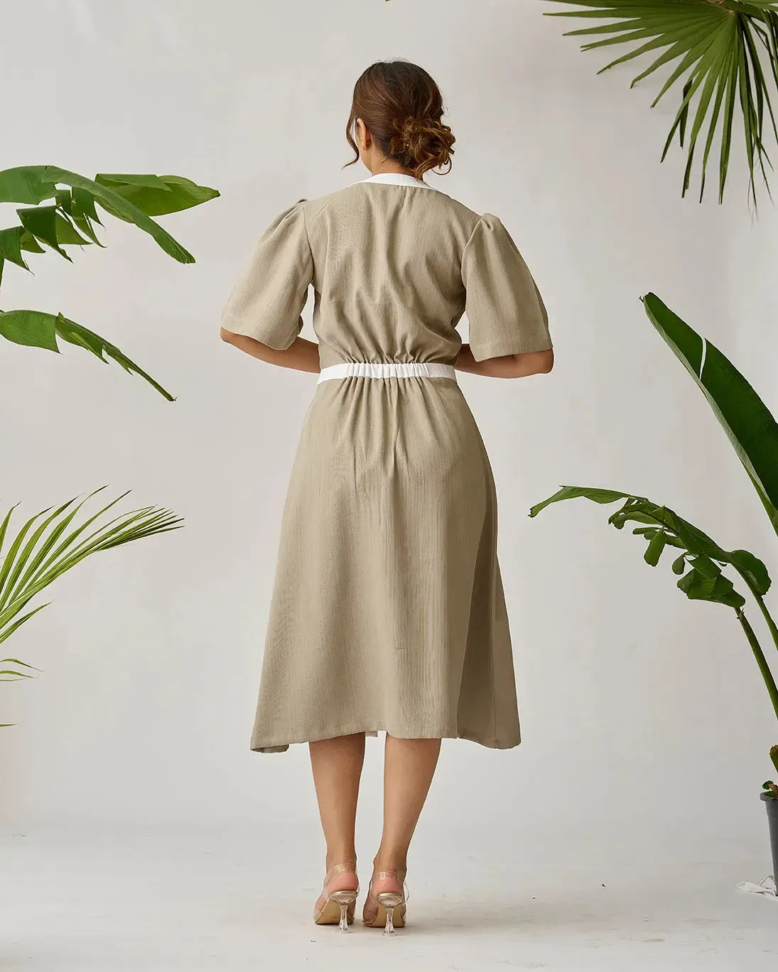 Chic Harmony Tri Tone Midi Dress