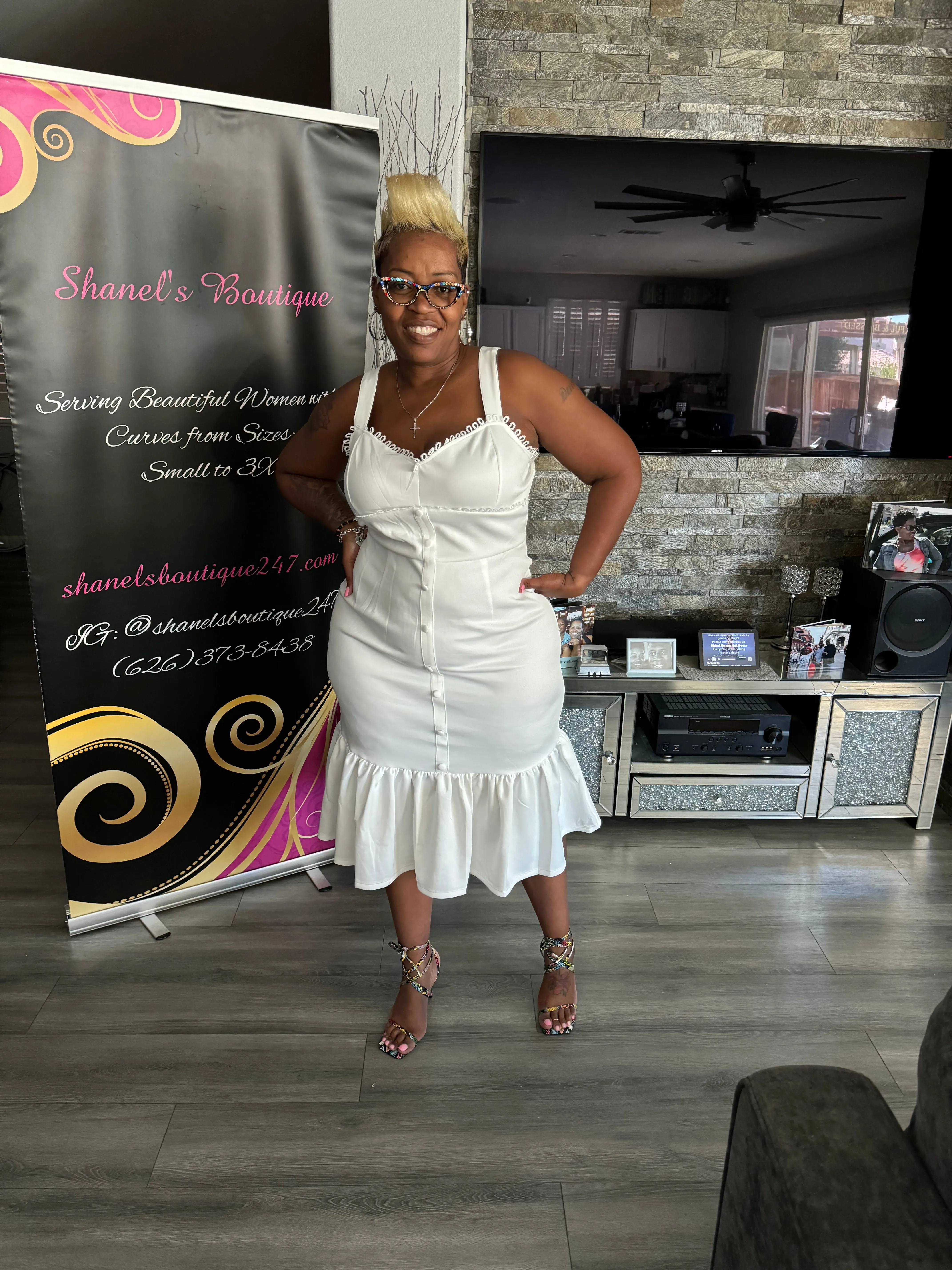 Lady N White
