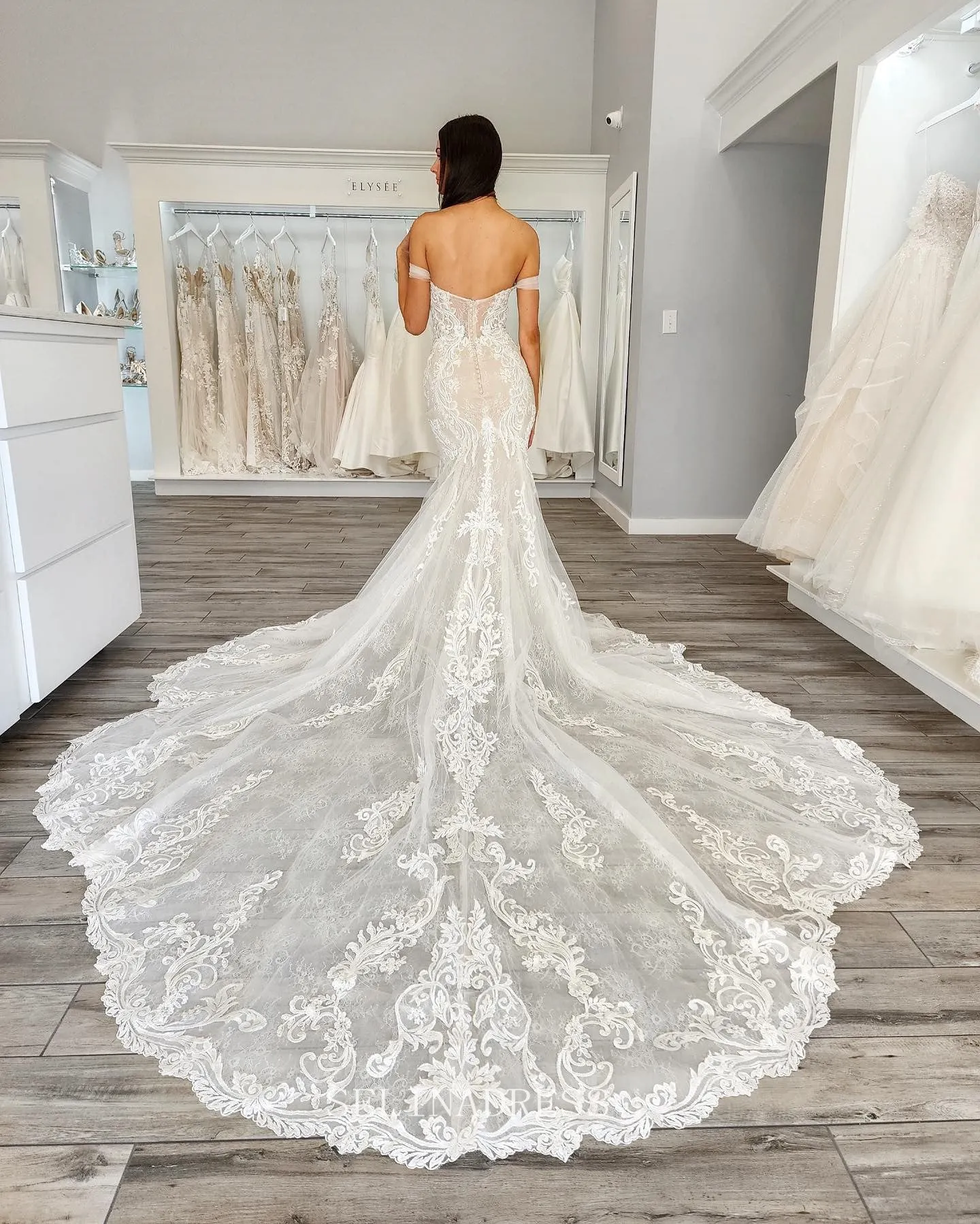 Off-the-shoulder Mermiad Wedding Dresses Rustic Lace Wedding Dress KPY067