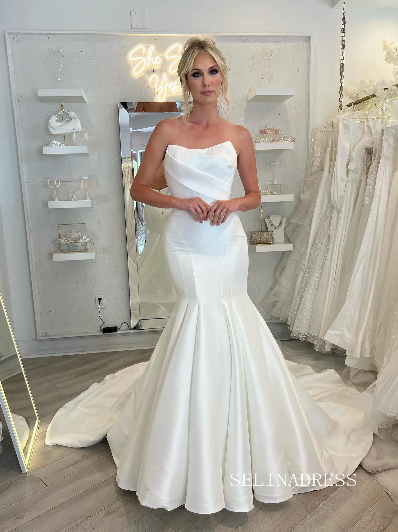 Rustic Mermaid Strapless Satin Wedding Dress lpk918